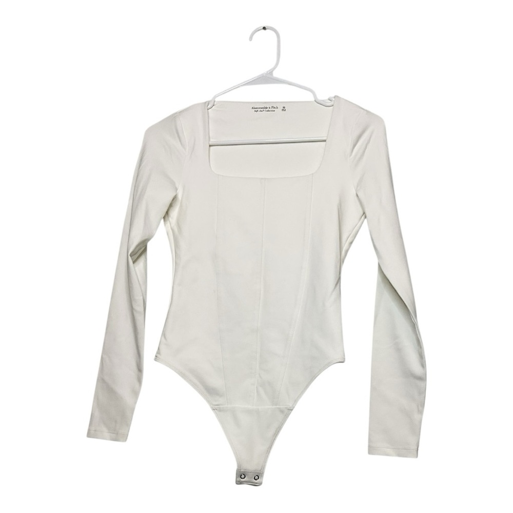 Women’s NWOT Abercrombie & Fitch cream, long sleeve bodysuit, size XS